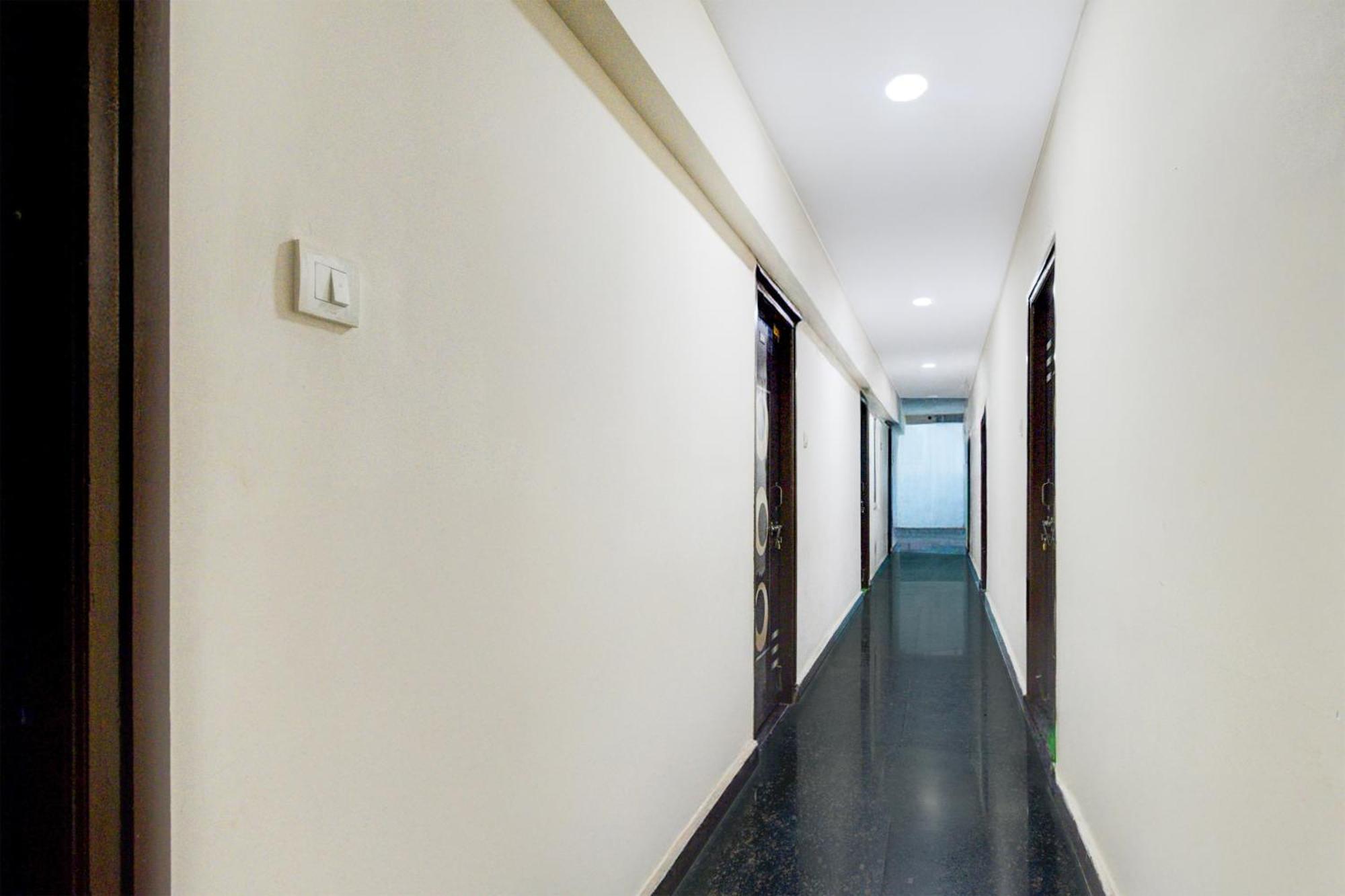 Super Hotel O Malkajgiri Maula Ali Extérieur photo