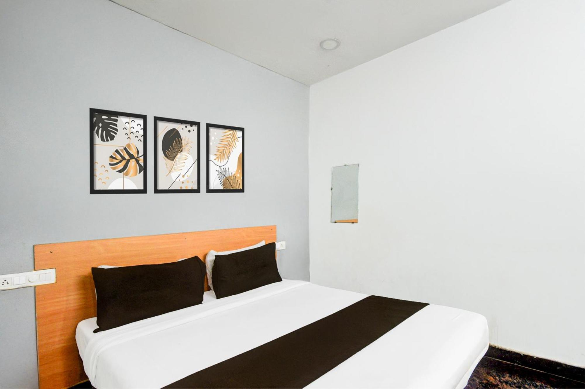 Super Hotel O Malkajgiri Maula Ali Extérieur photo