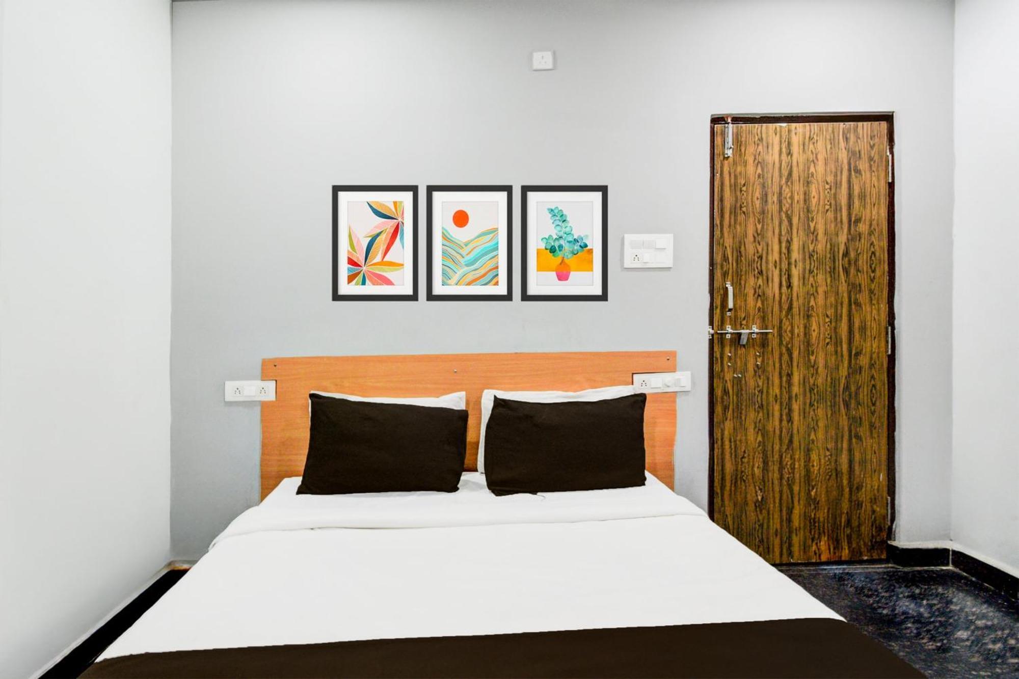 Super Hotel O Malkajgiri Maula Ali Extérieur photo